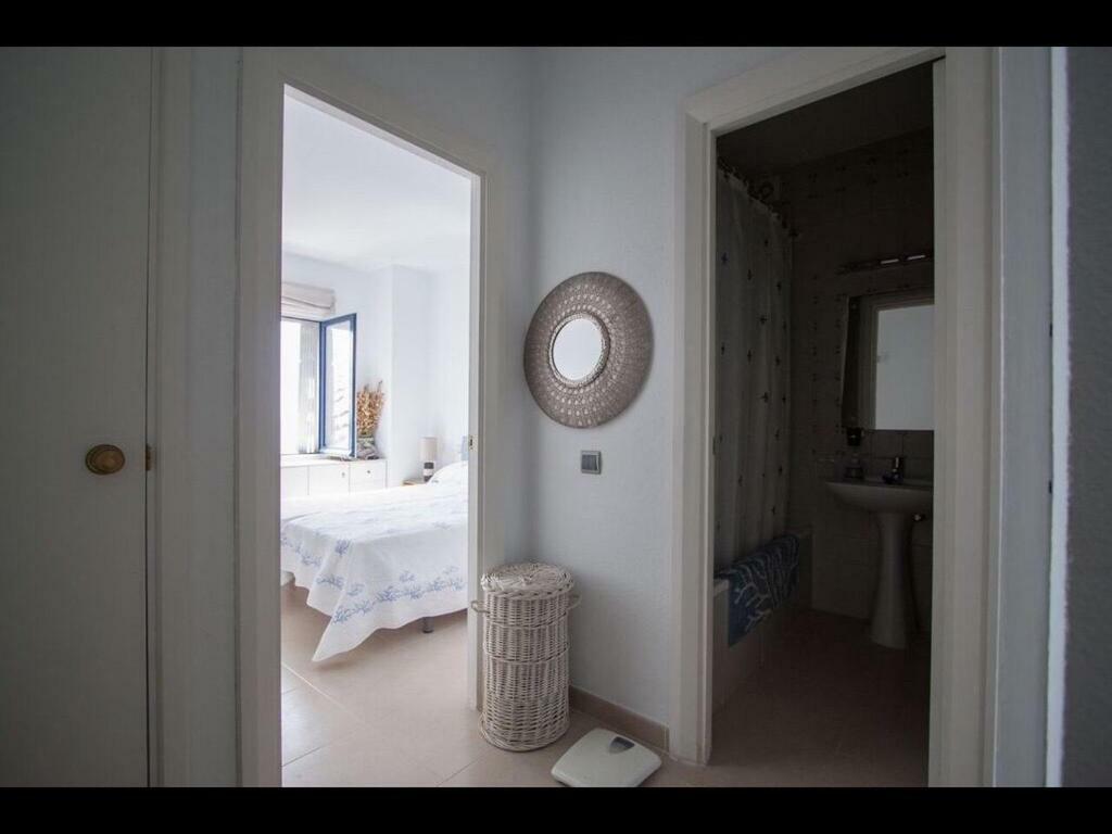 Apartment By The Beach Sitio de Calahonda Exterior photo